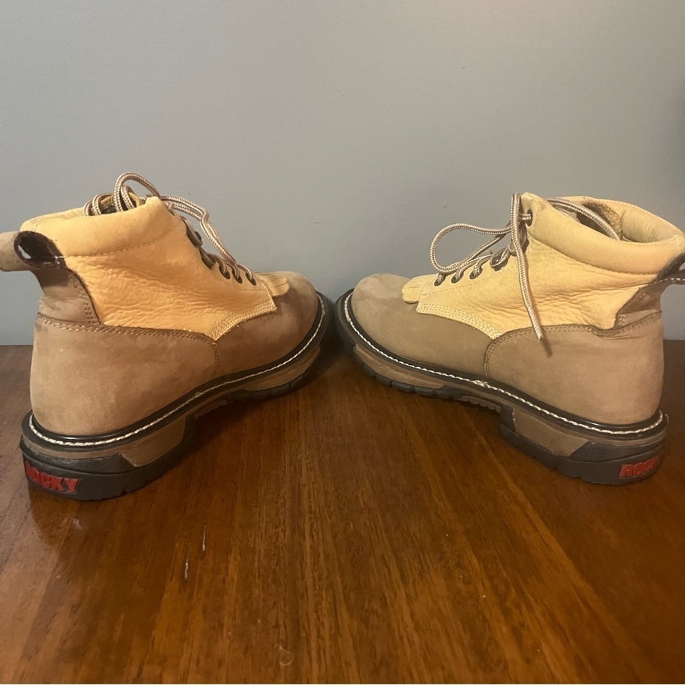Rocky boots for women size 8. Suede, leather. Gently worn. - Picture 4 of 10